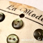 Nouveauté dans le vide-cousette : boutons vintage La Mode